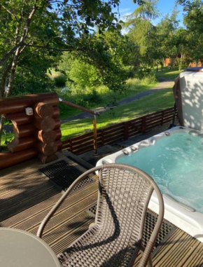 Laura's Lodge Hot Tub Log Cabin, Felmoor Park, Morpeth, Northumberland